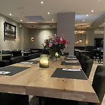 City Hotel Bergen Op Zoom 3*