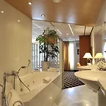 City Hotel Bergen Op Zoom 3*