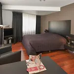 City Hotel Bergen Op Zoom מלון 3*