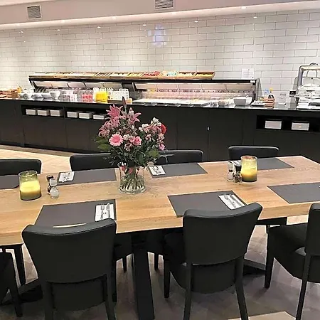 City Hotel Bergen Op Zoom 3*