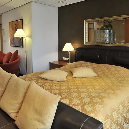 City Hotel Bergen Op Zoom 3*
