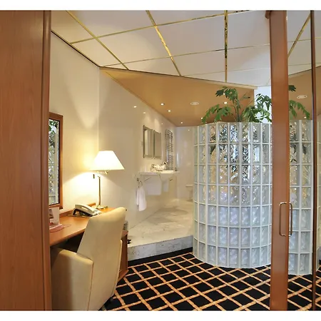 City Hotel Bergen Op Zoom Hotel 3*