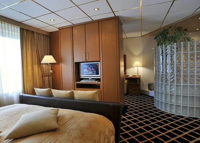Hotel City Hotel Bergen Op Zoom 3*